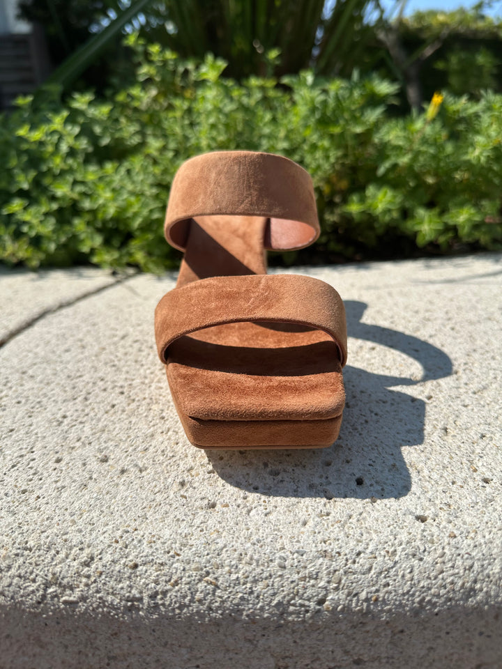 Danity Heel - Tan Suede