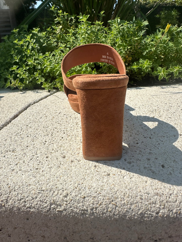 Danity Heel - Tan Suede