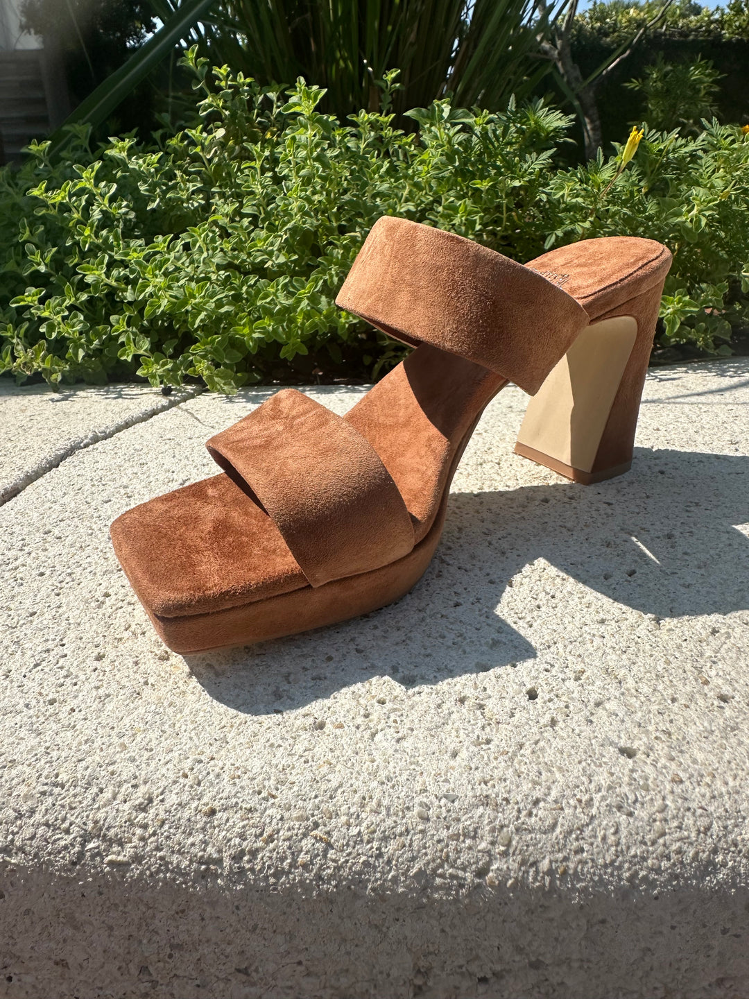 Danity Heel - Tan Suede