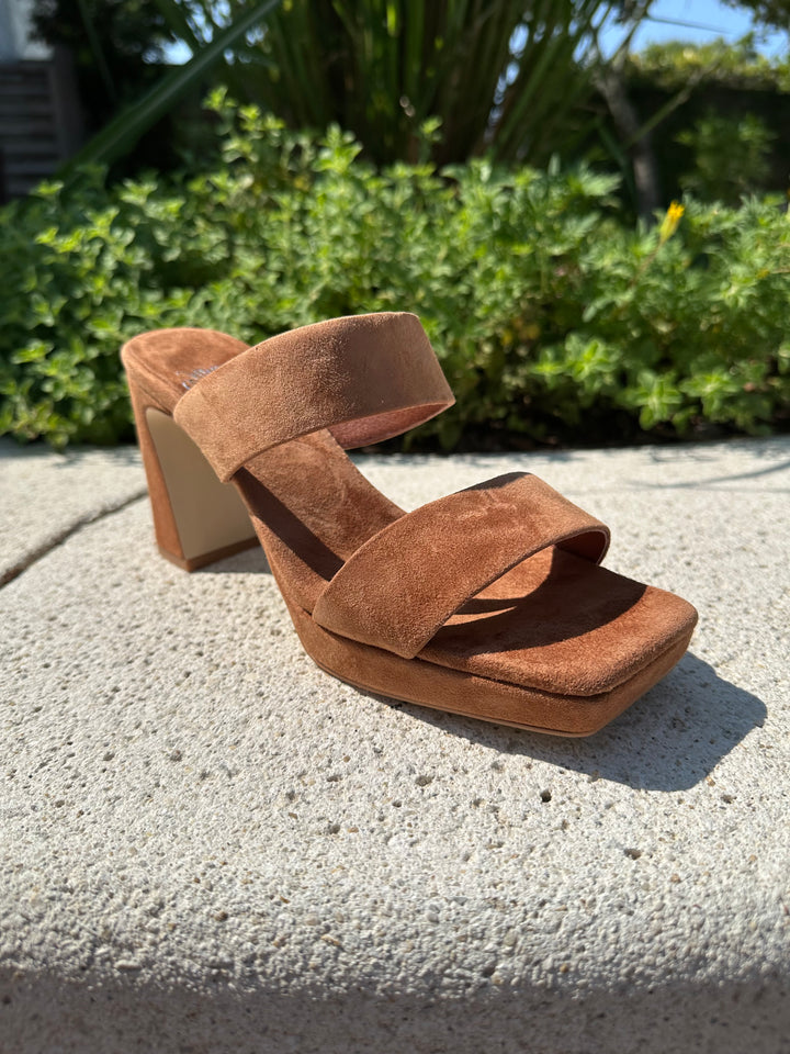 Danity Heel - Tan Suede