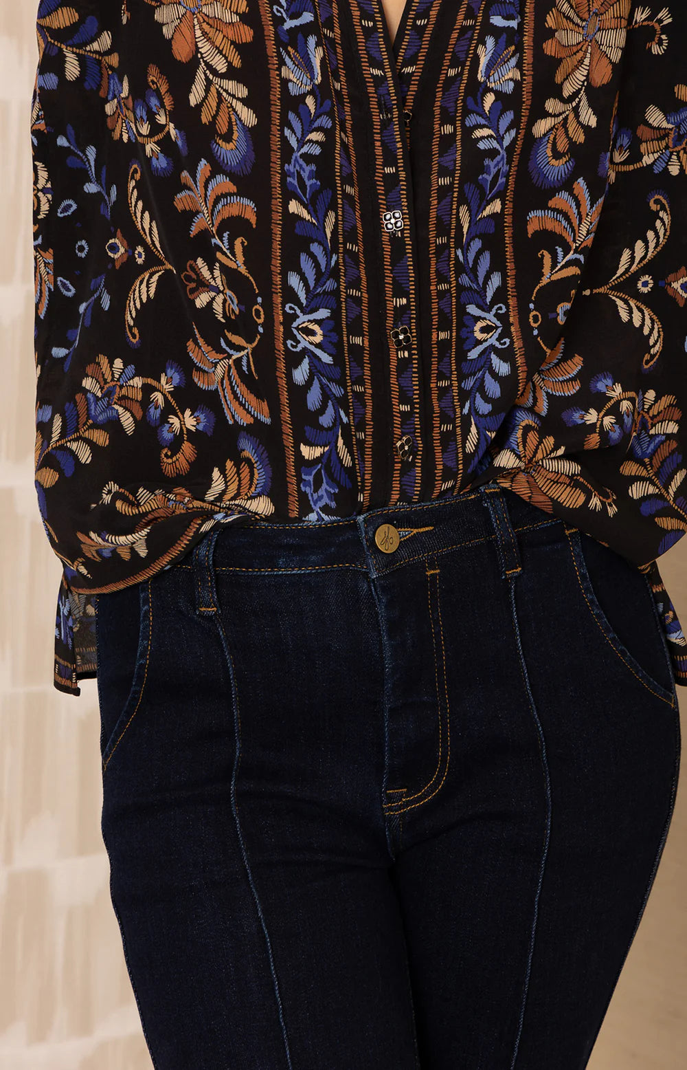 Avalynn Blouse - Black