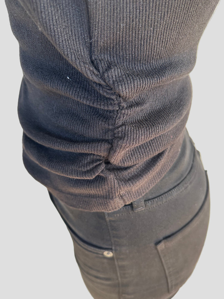 Sylvie Shirred Side Tee - Black