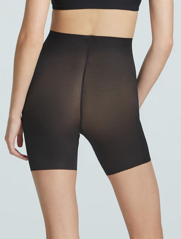 Featherlight Control Short - Black
