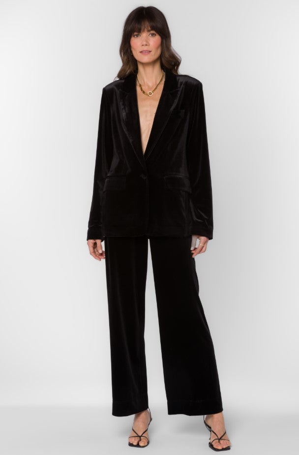 Lizzy Velvet Blazer - Pure Black