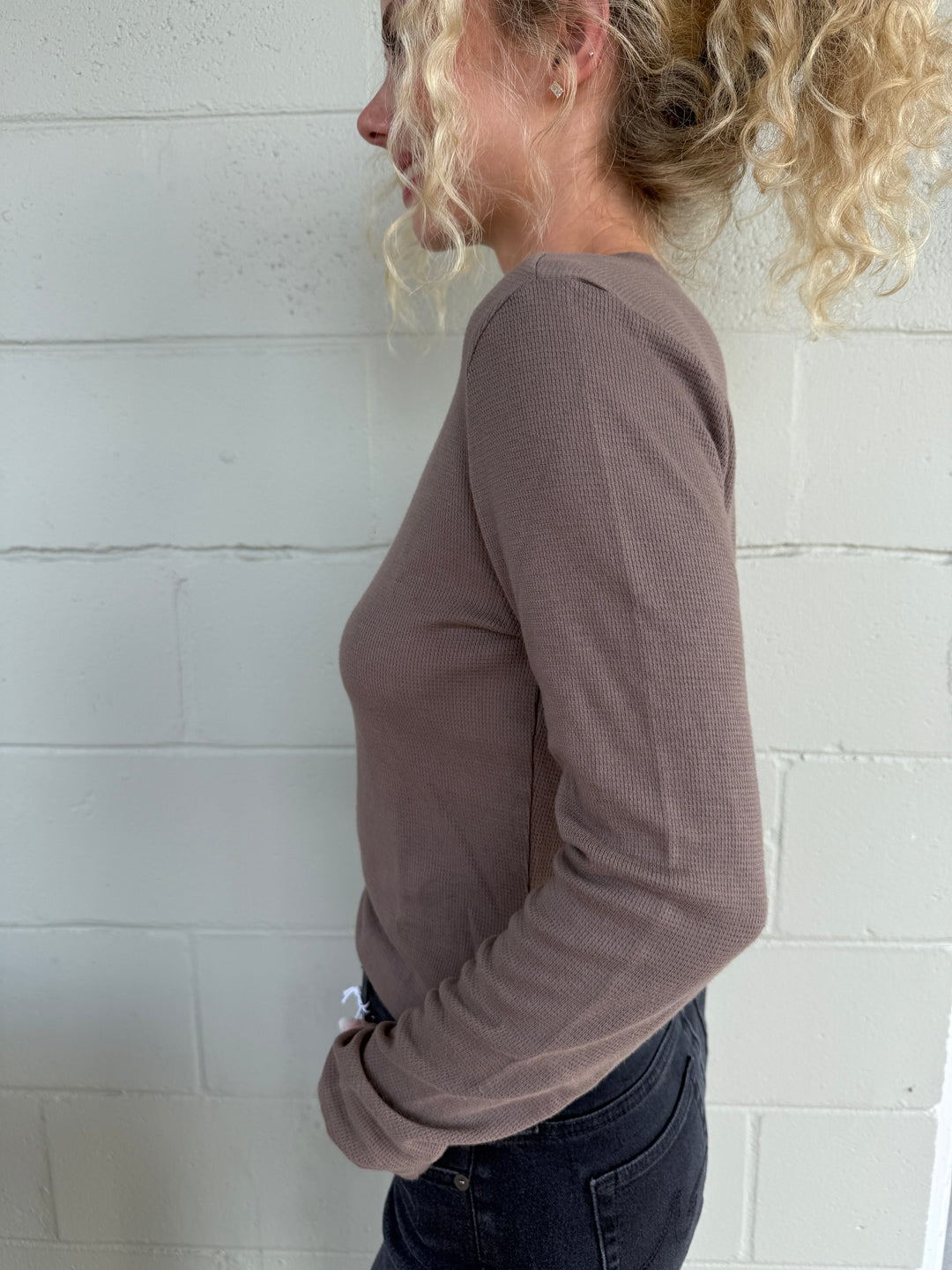 Minnie Henley - Cobblestone