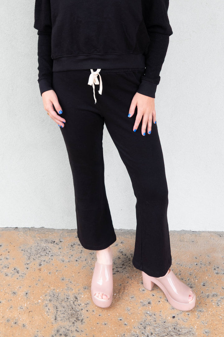 Ariana Pant - Black