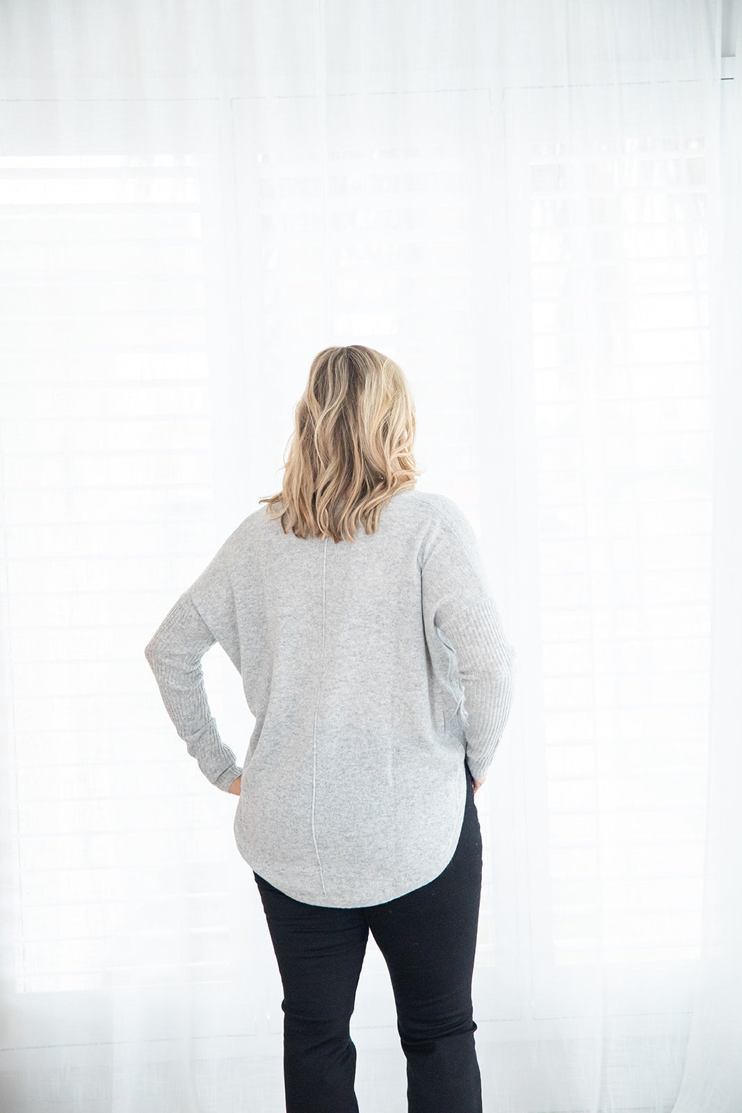 Nelly V Neck Cashmere Sweater