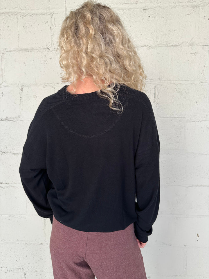 Marty Crew Neck Pullover - Black