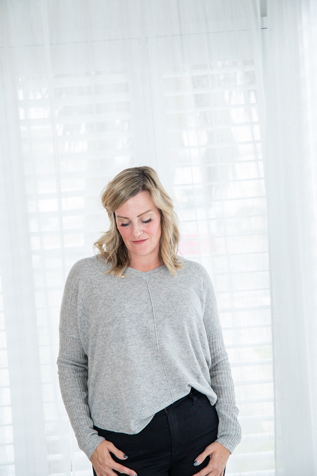 Nelly V Neck Cashmere Sweater