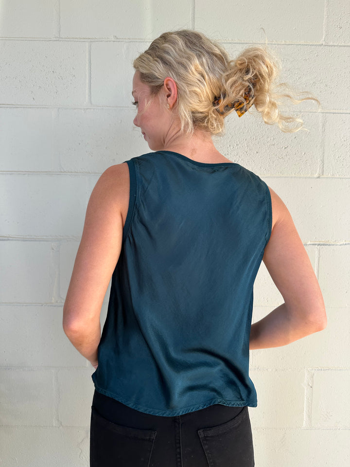 Liz Satin V Neck Tank - Rainforest