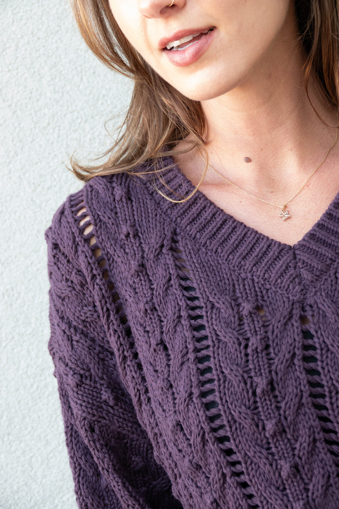 Cal V Neck Pullover - Plum