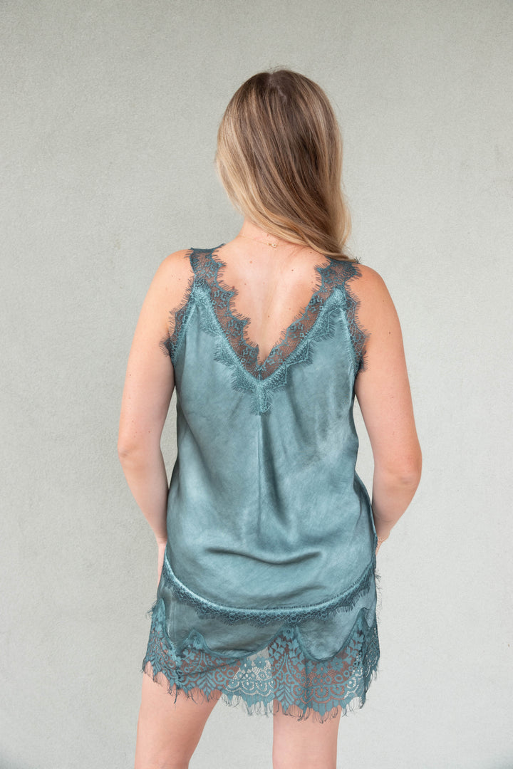 V Neck Lace Trim Tank - Hunter Green