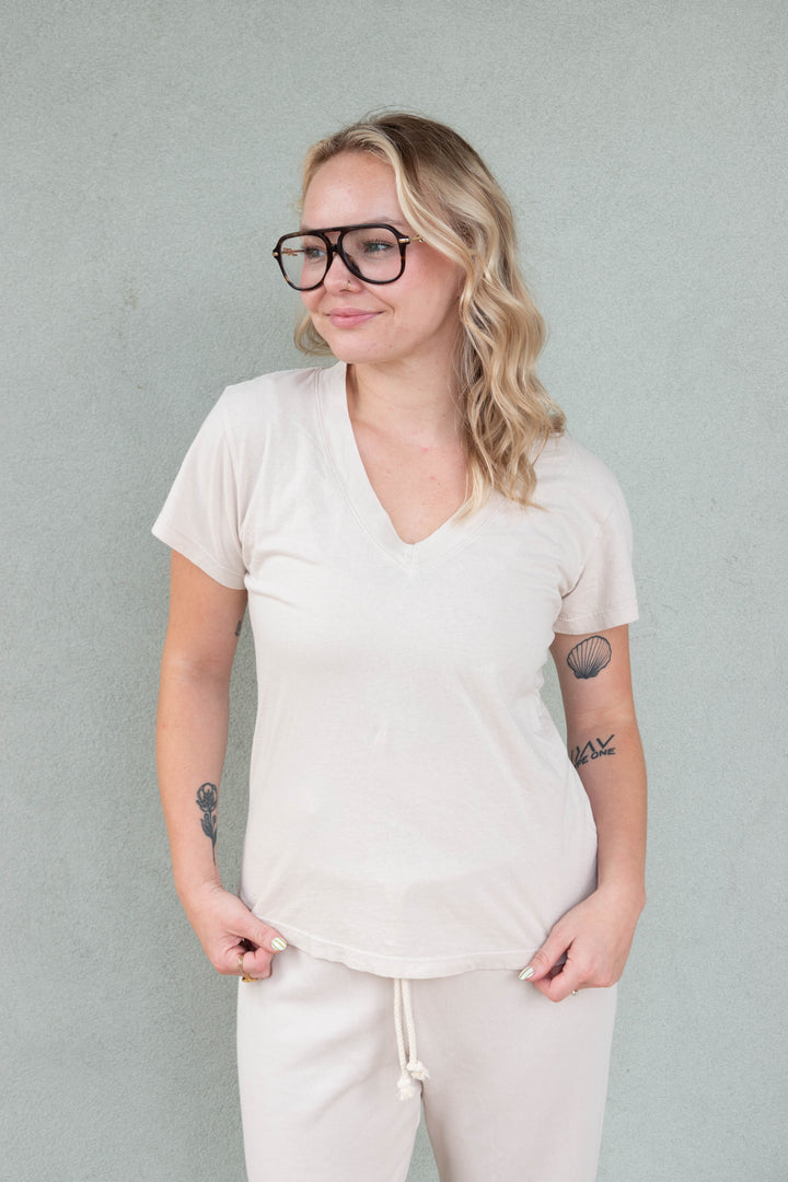 Hendrix Boxy V Neck Tee - Whitecap Grey