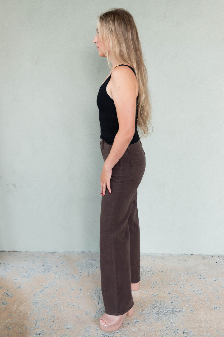 Anessa 31" w/Yoke Pockets - Rich Chocolate