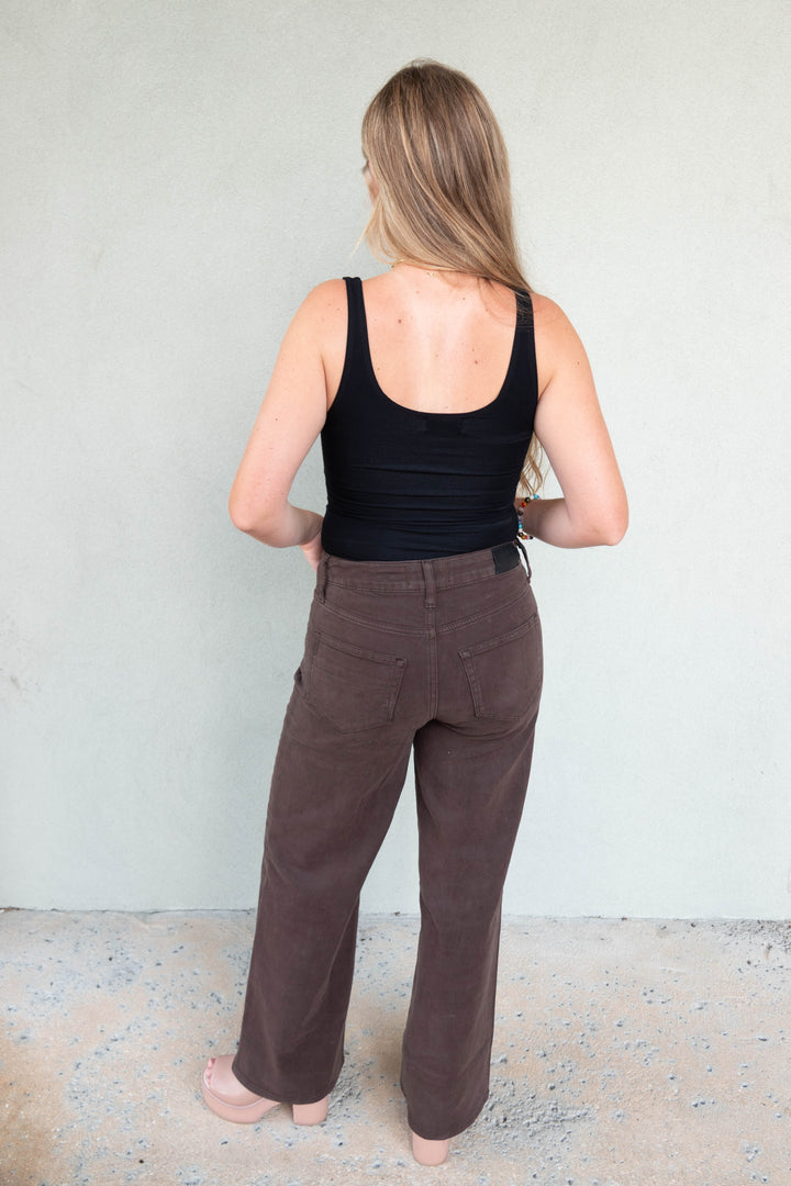 Anessa 31" w/Yoke Pockets - Rich Chocolate