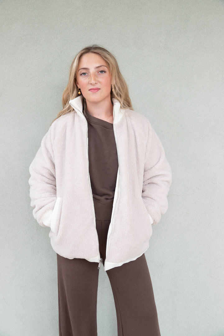 Roam Reversible Jacket - Bone/Riverbed