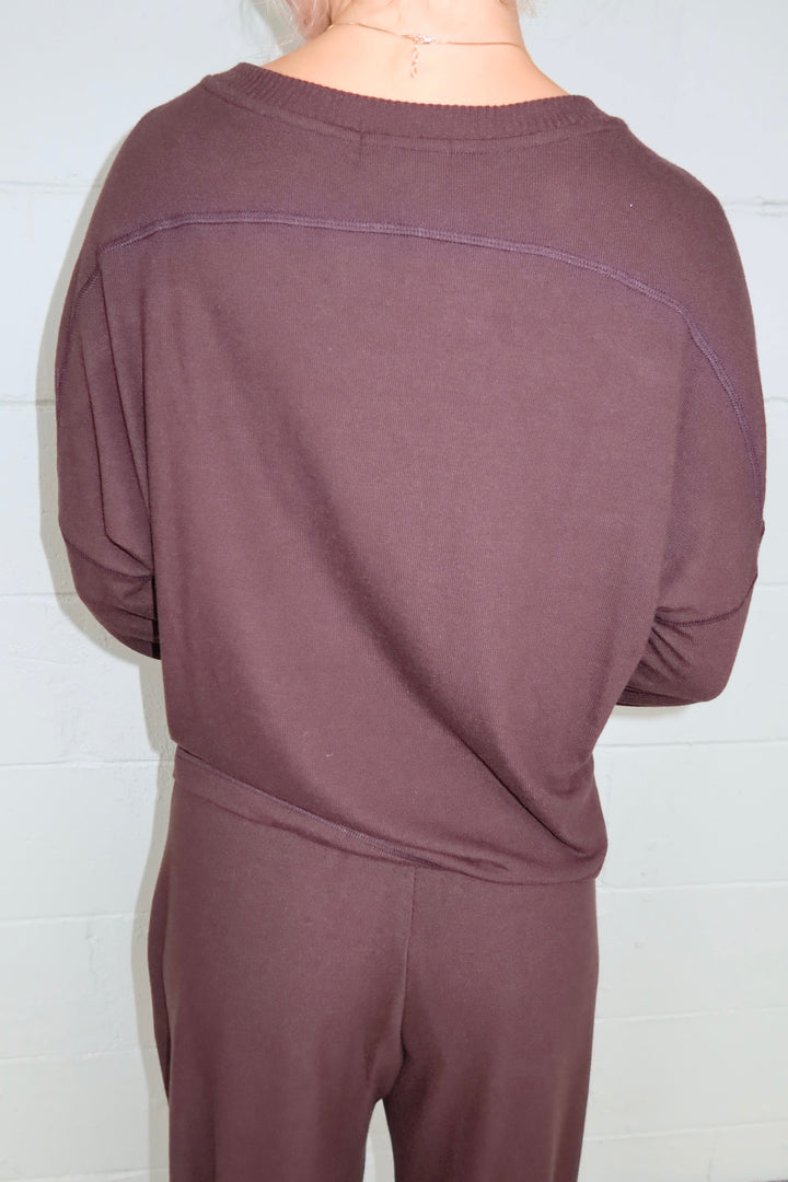 Vic Relaxed V Neck Pullover