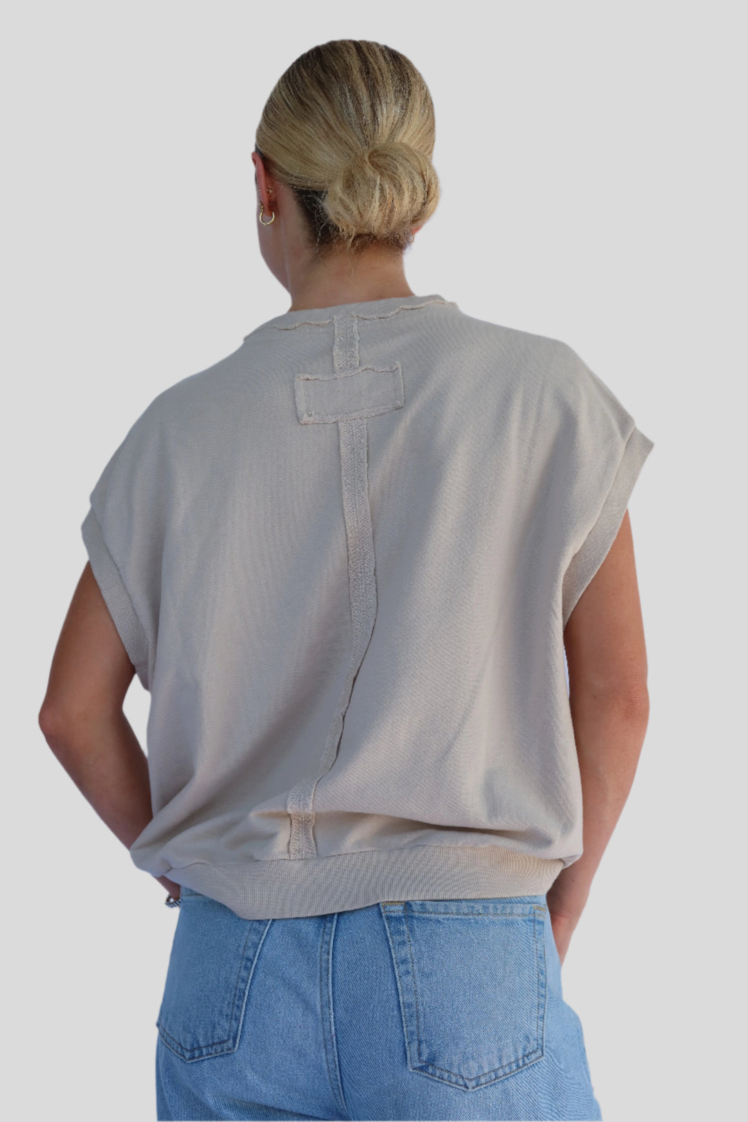 Jags Logo Short Sleeve Sweatshirt - Tan