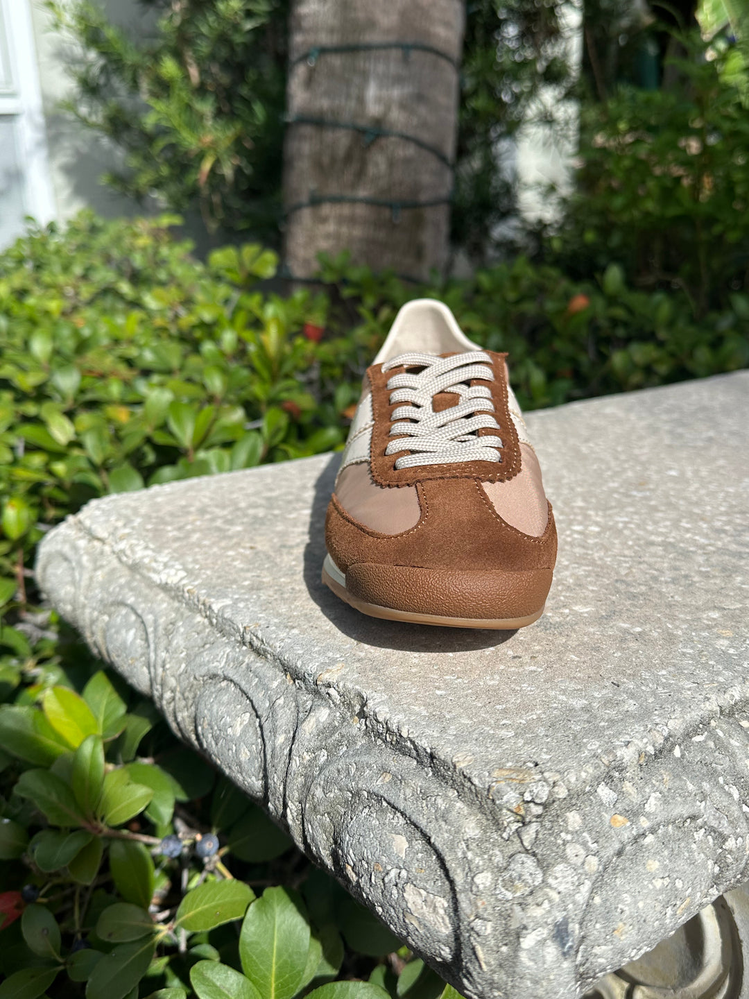 Track-Star Sneaker - Beige Tan Combo