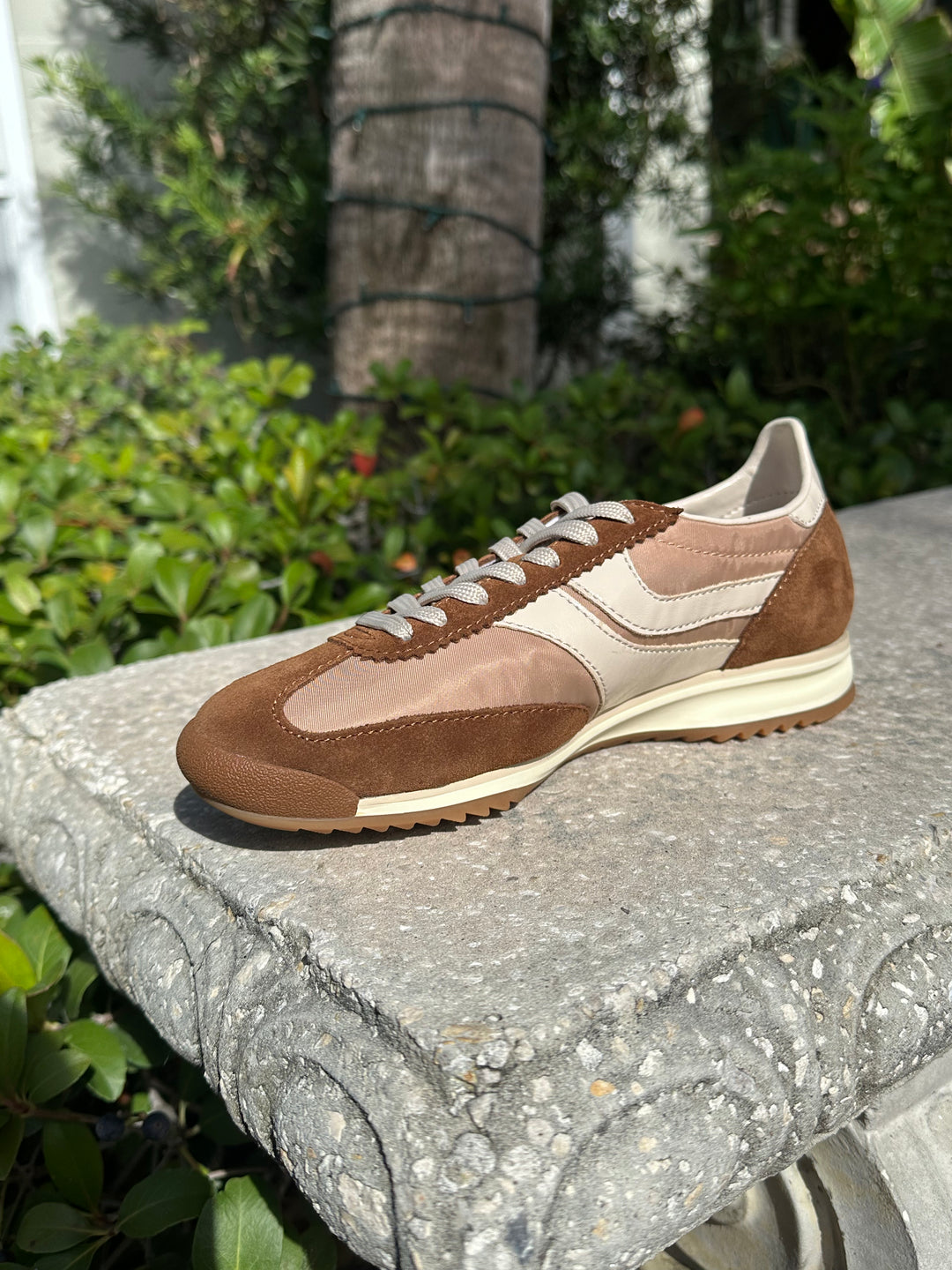 Track-Star Sneaker - Beige Tan Combo