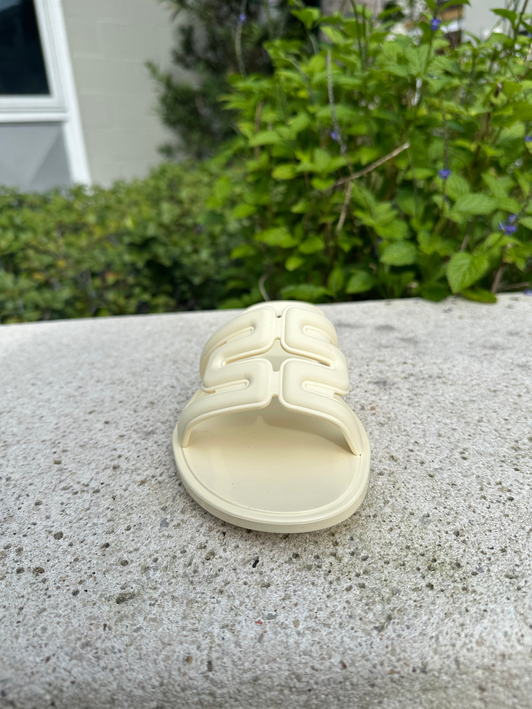 Melissa M Slide - Beige