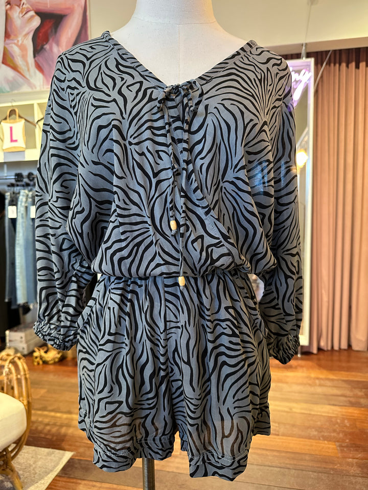 Mireya Romper - Raye Grey