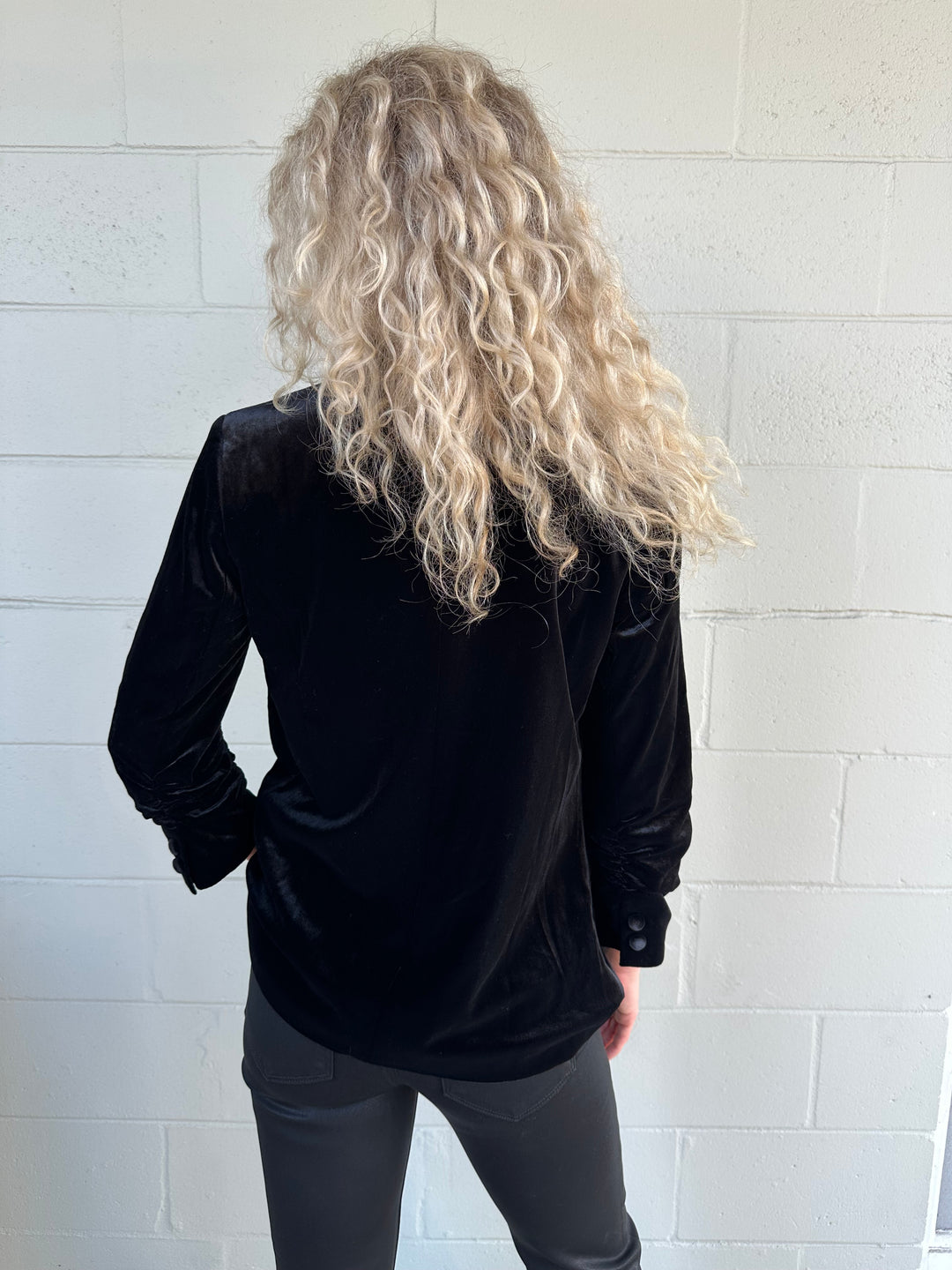 Velvet Scrunch Sleeve Blazer - Black