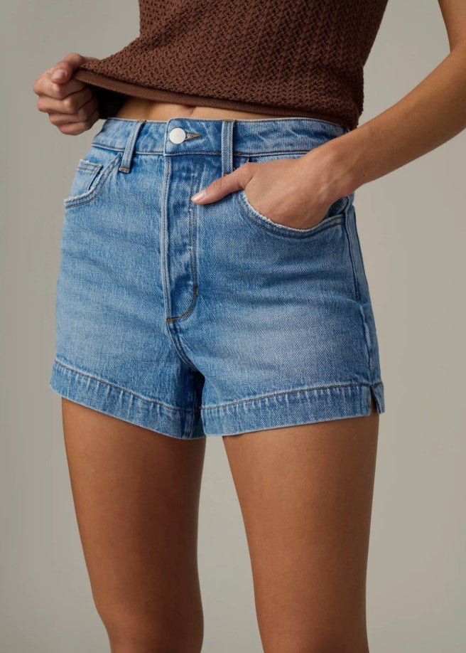 Alex Short - Wired - Jaffi's