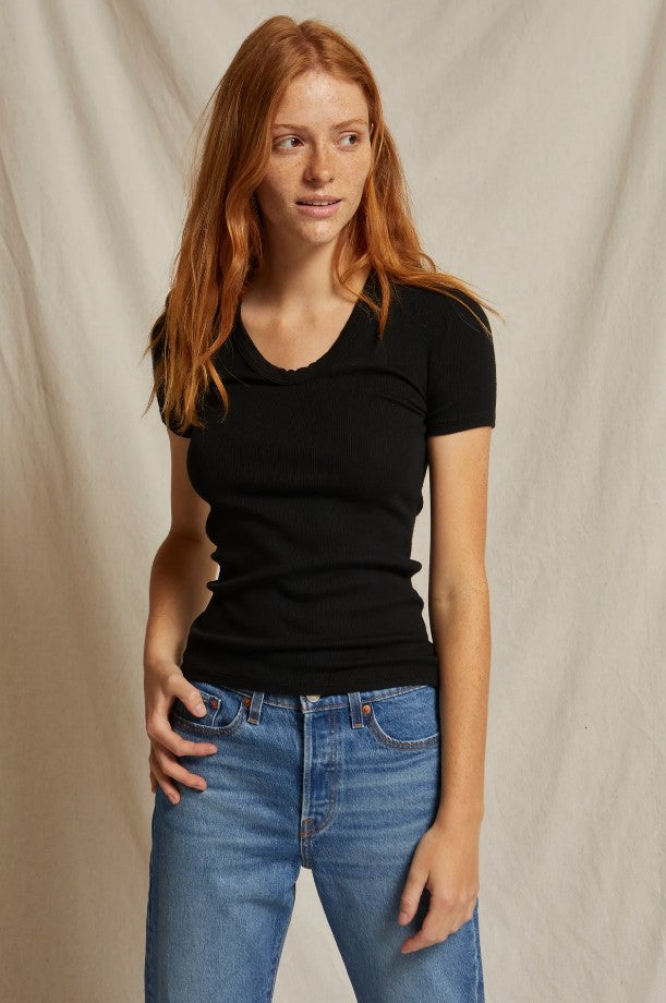 Avril Short Sleeve Rib U Neck - True Black