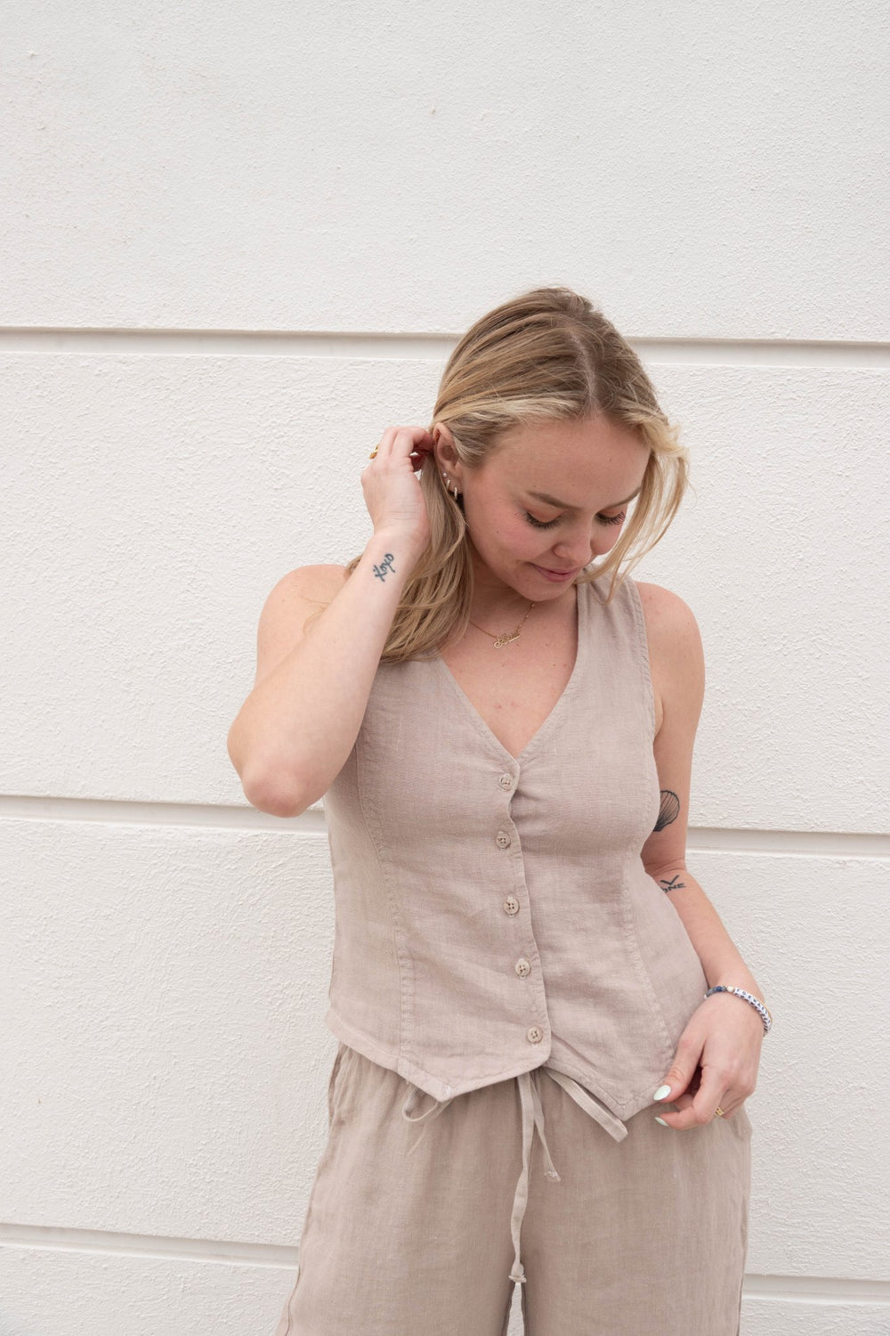 Bay Woven Linen Vest - Sandstone - Jaffi's