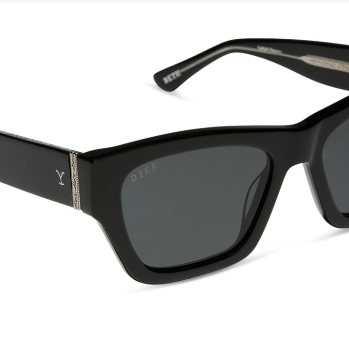 Beth II Sunglasses - Black + Grey Polarized