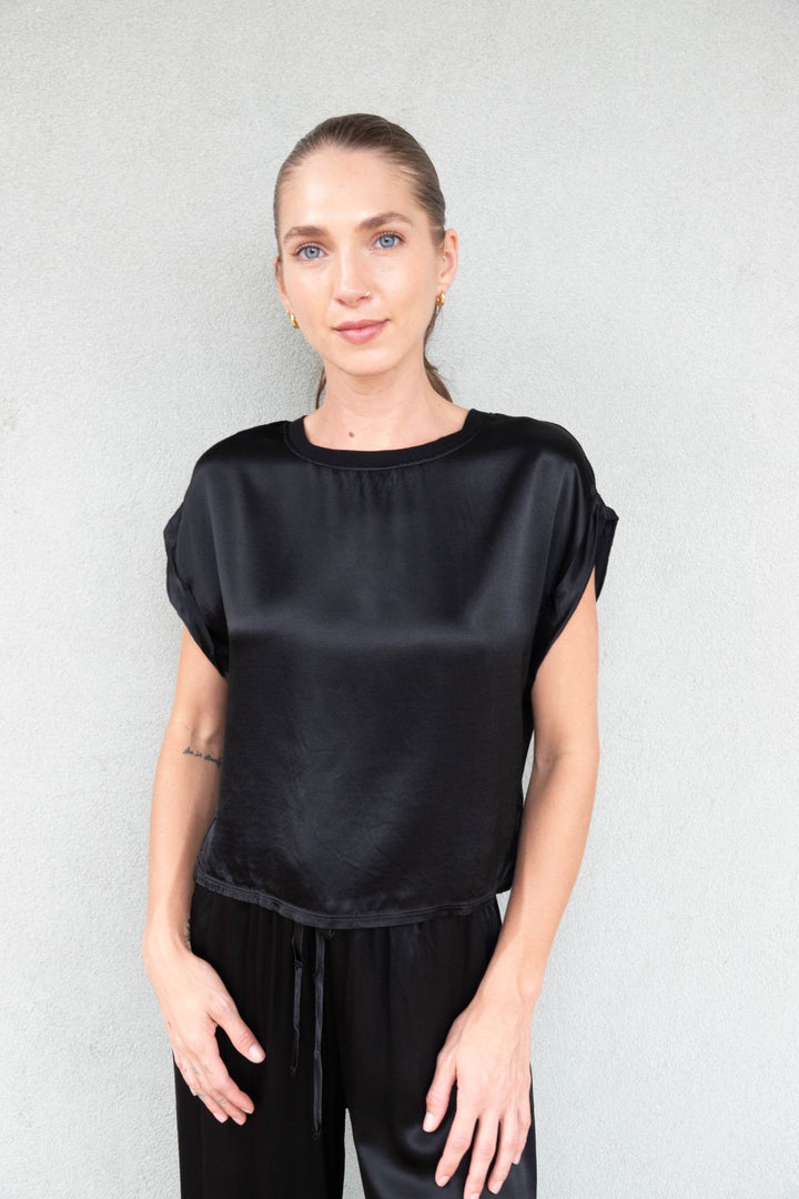 Beverly Satin Top - Black - Jaffi&