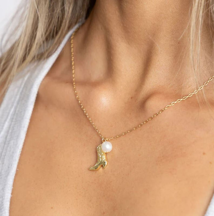 Boots N' Pearl Necklace - Jaffi's