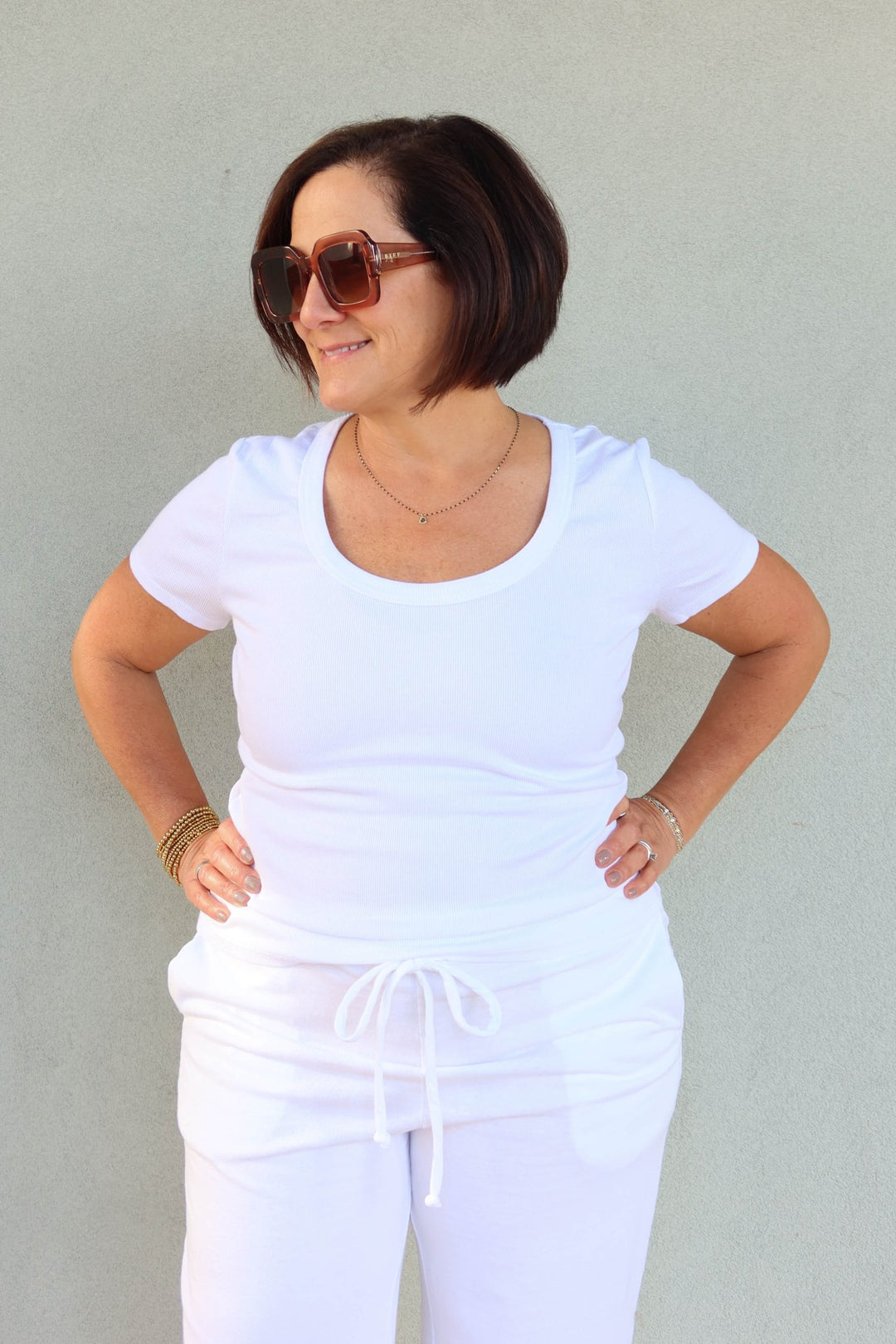 Calla Scoop Neck Tee - White - Jaffi's