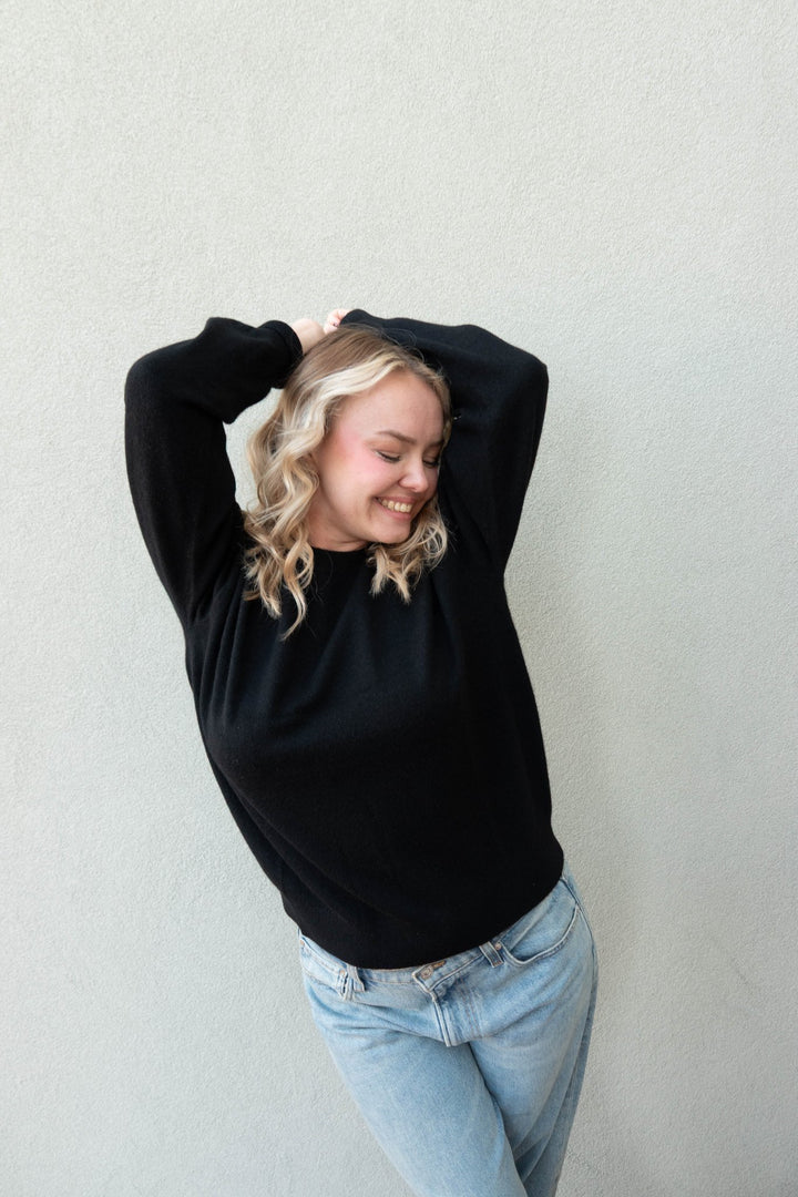 Celeste Cashmere Sweater - Black - Jaffi&