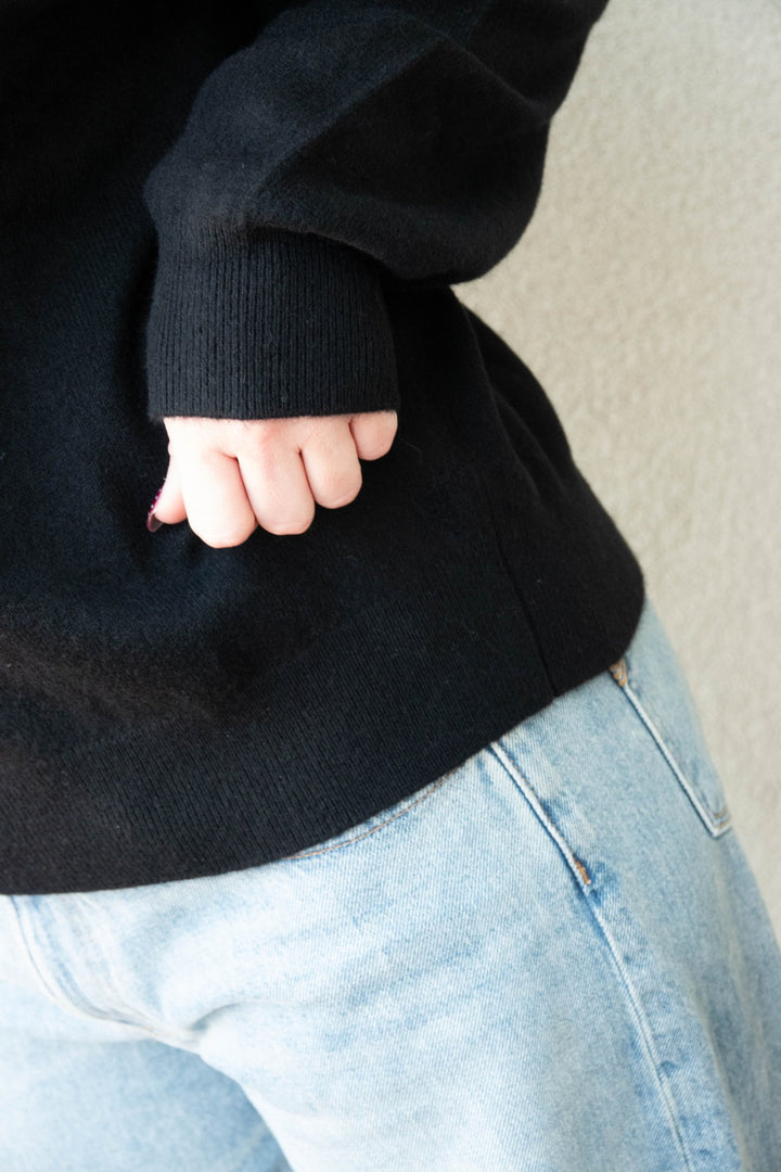 Celeste Cashmere Sweater - Black - Jaffi&