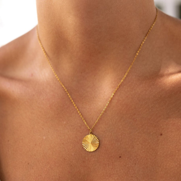 Gold Chasing Sunset Necklace