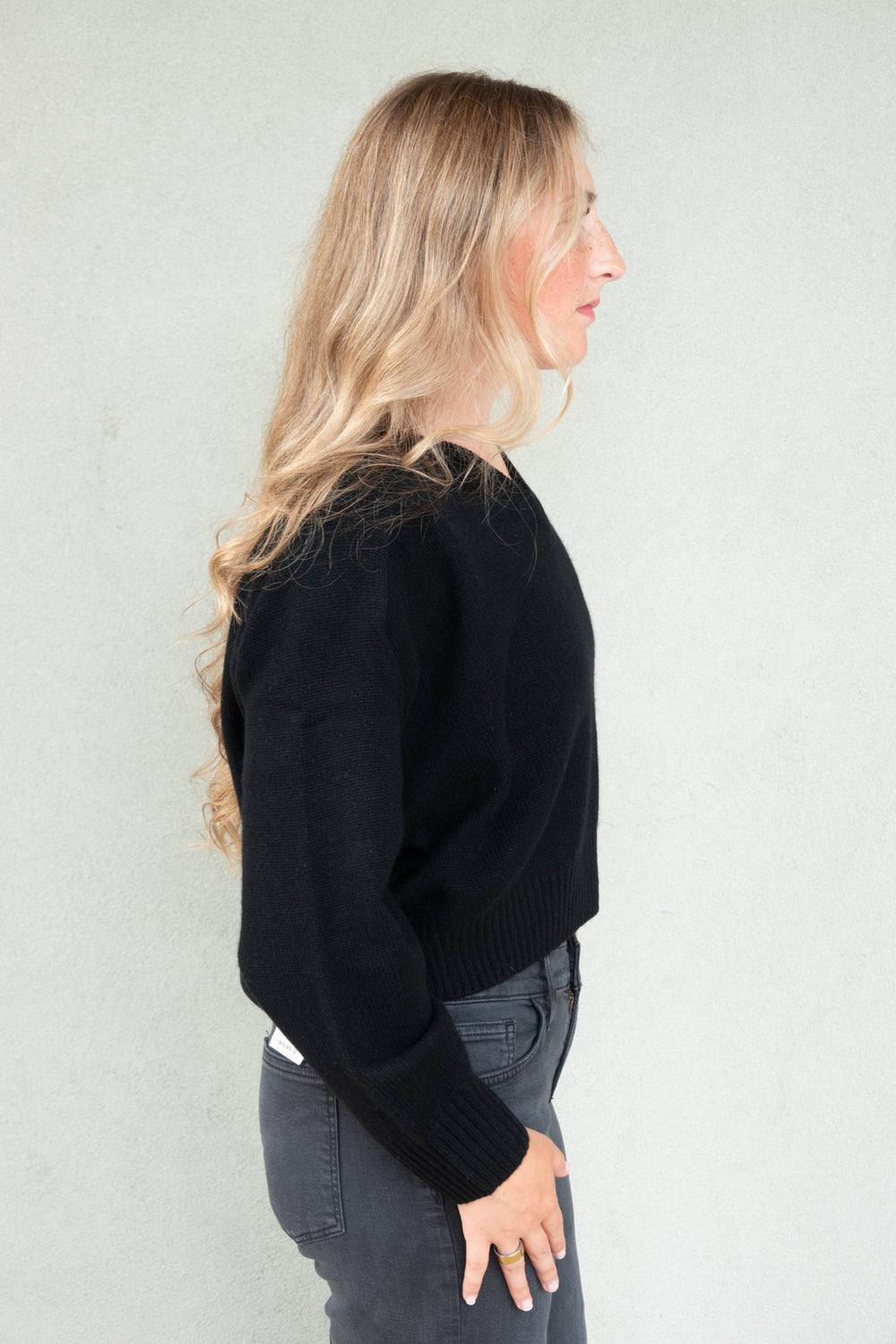 Crystal V Neck Cashmere Sweater - Jaffi's