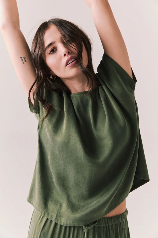 Davis Tee - Bronze Green