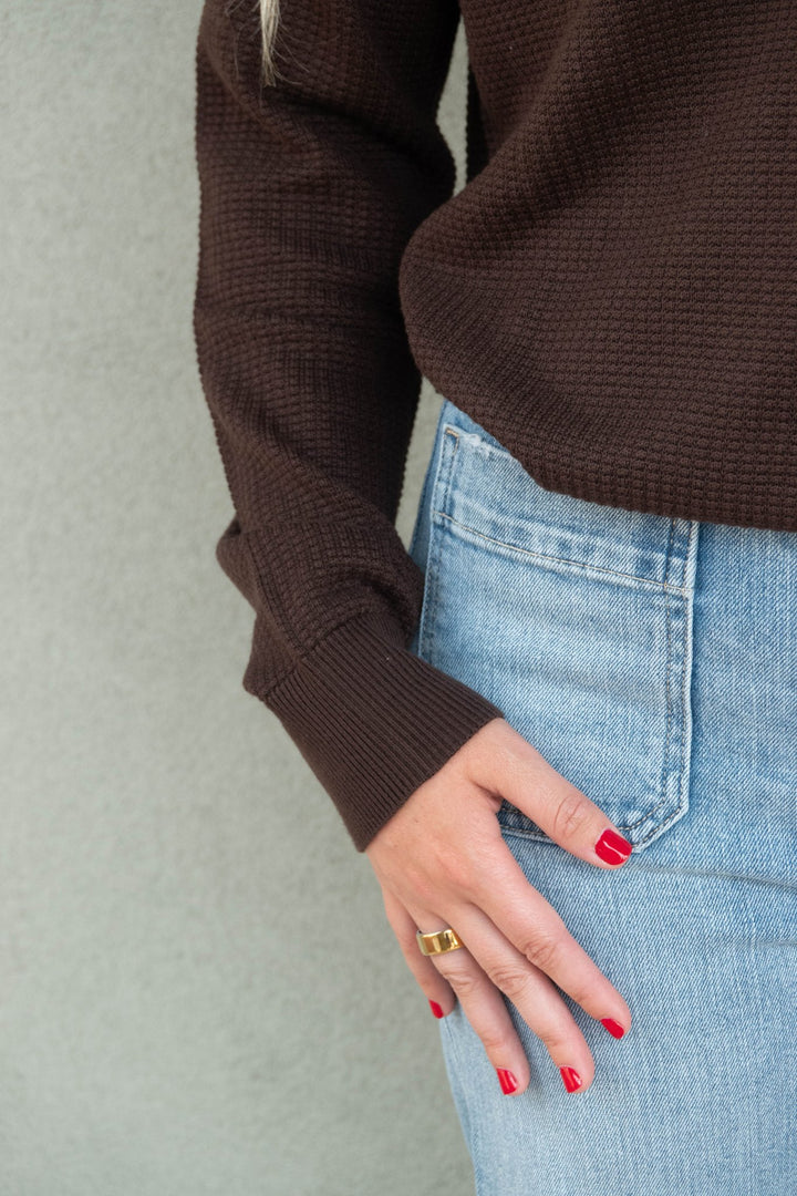 Devoe V Neck Sweater - Carob - Jaffi&
