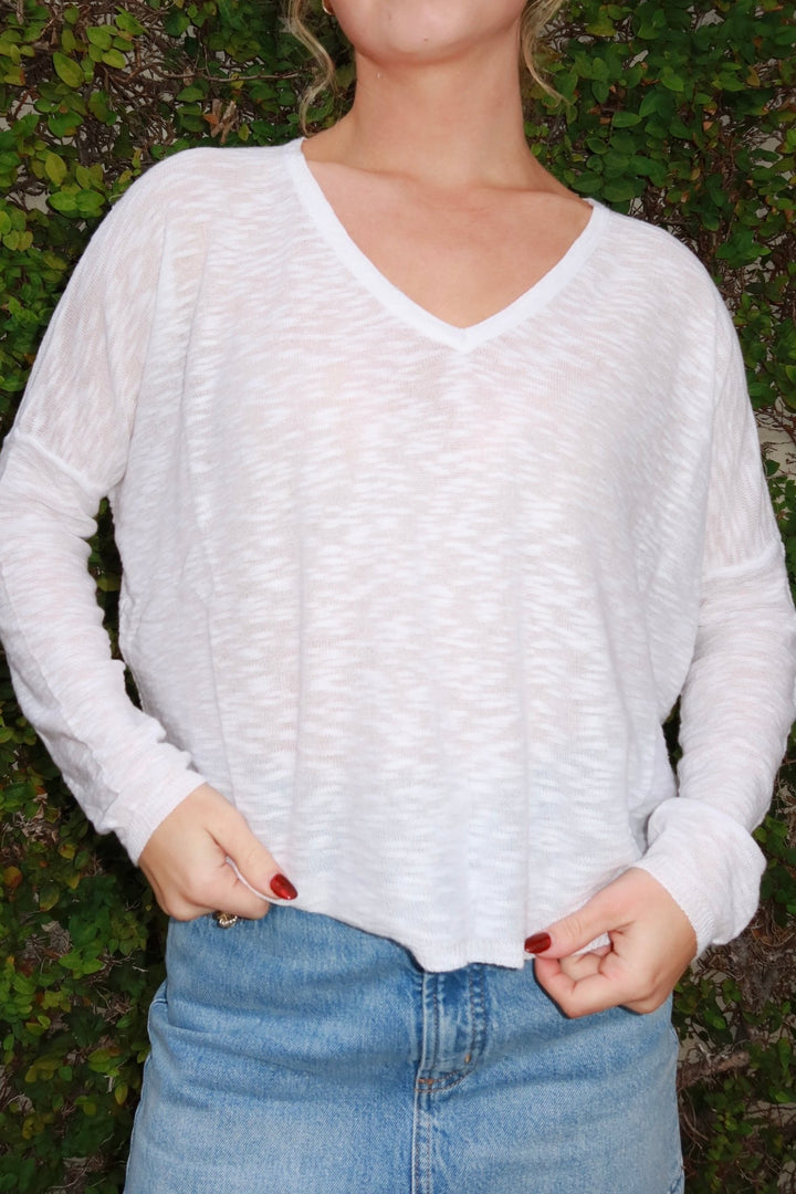 Dolphin Knit Sweater - White - Jaffi's