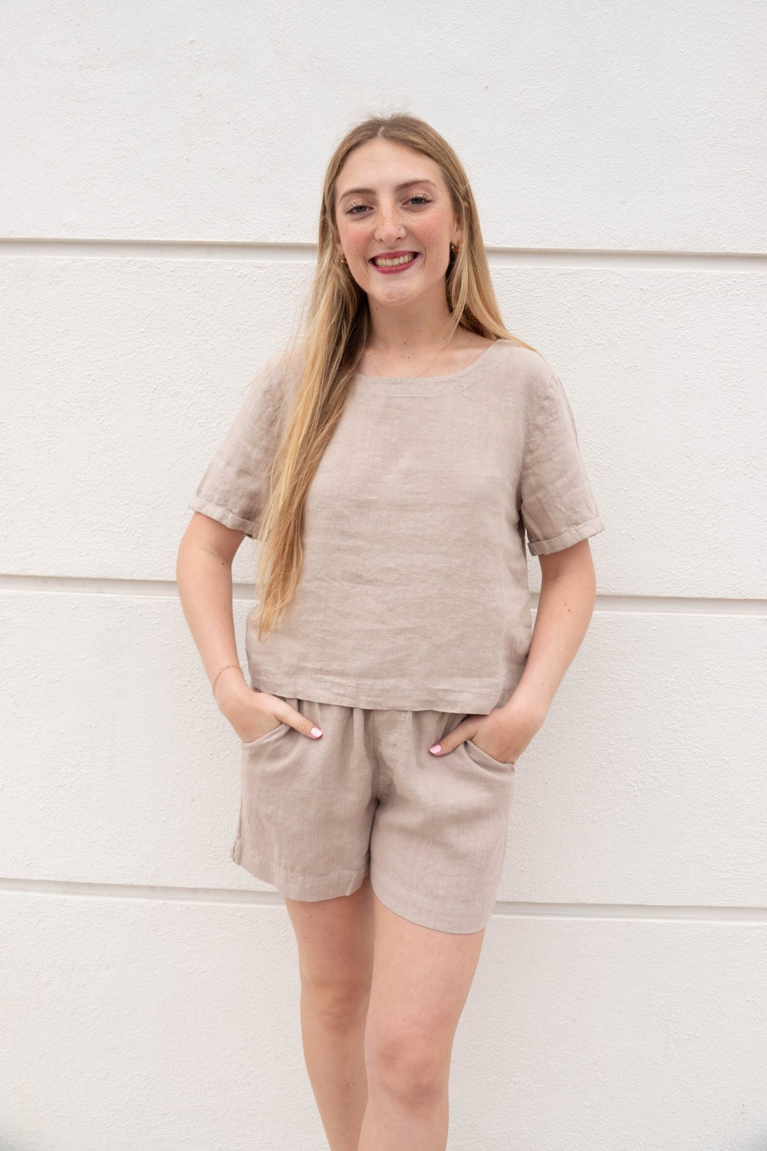 Elodie Pleated Linen Short - Sandstone - Jaffi's