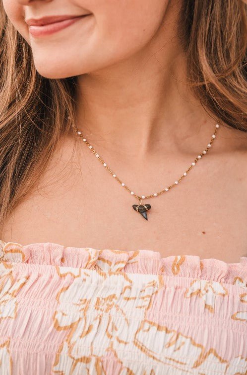 Emma Shark Tooth Necklace - Jaffi's