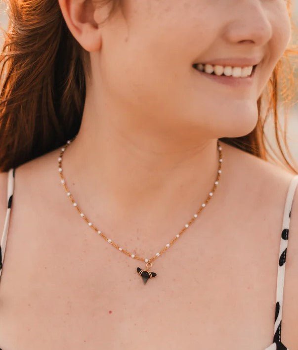 Emma Shark Tooth Necklace - Jaffi's