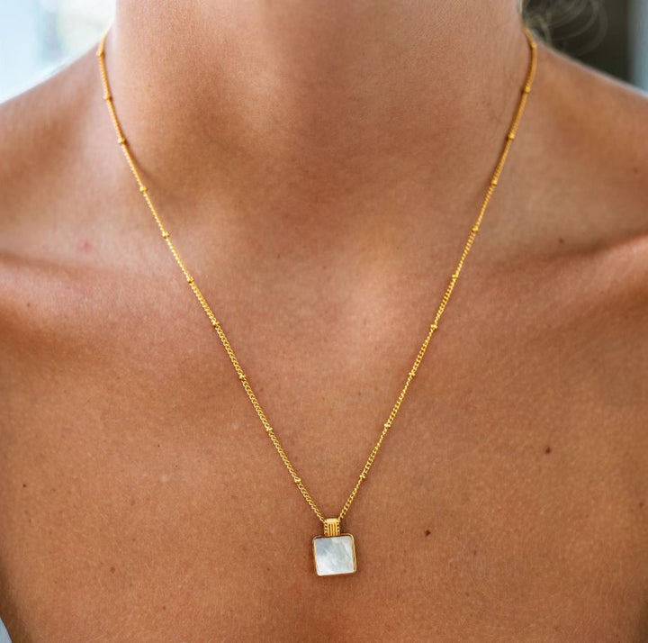 Endlessly Creating Necklace