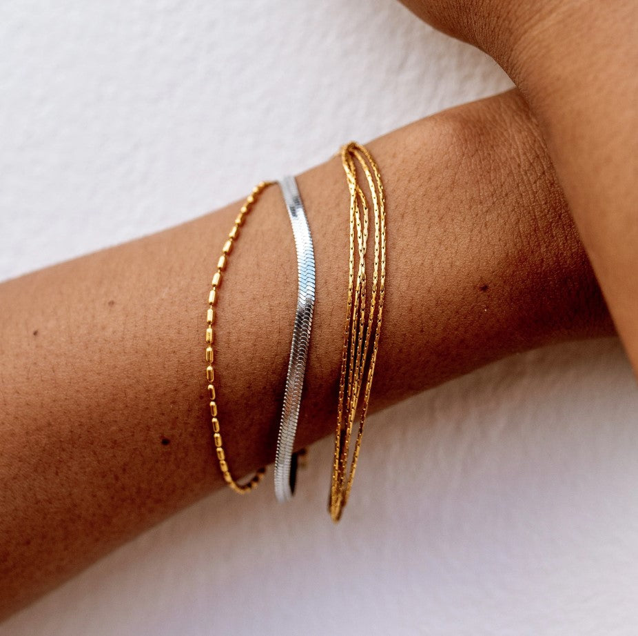 Intermix Essence Bracelet