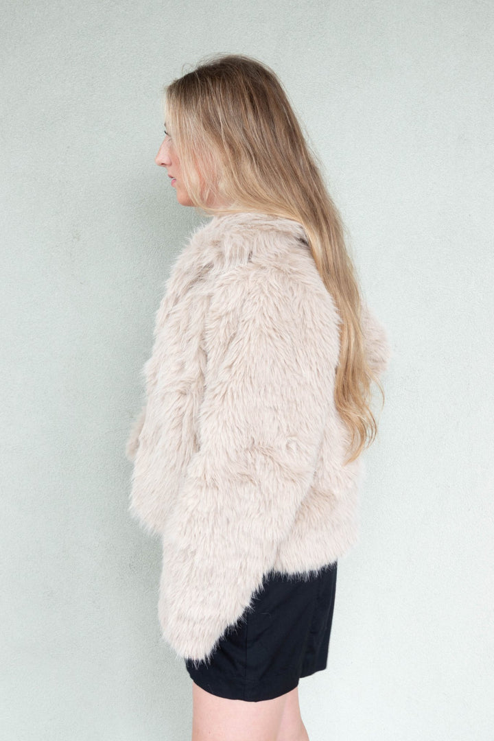 Faux Fur Short Jacket - Taupe - Jaffi&