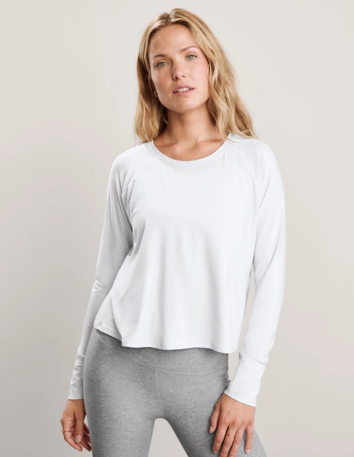 Featherweight Daydreamer Pullover - Cloud White - Jaffi&