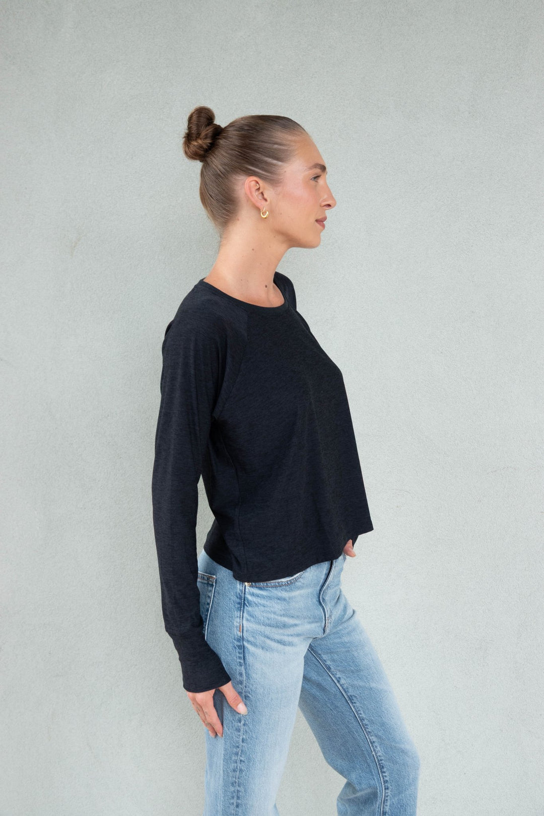 Featherweight Daydreamer Pullover - Darkest Night - Jaffi&
