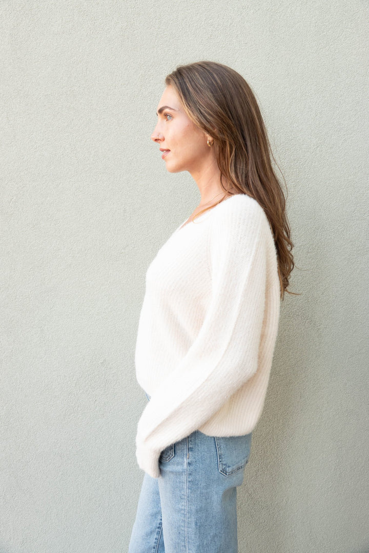 Filomena V Neck Sweater - Cream - Jaffi&